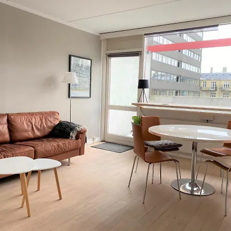 Sanders Platan - Petite One-bedroom In Amazing Frederiksberg 哥本哈根